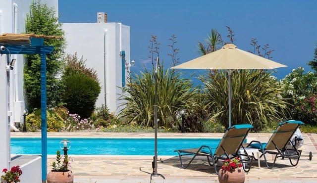 Villa Bella - Your Ideal Oriental Greek Experience