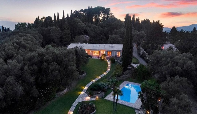 VILLA CANDELA