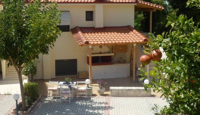 Villa Chris by Interhome