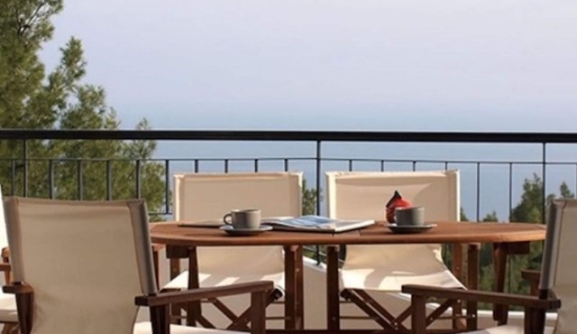 Villa (DHH) with stunning views of Mount Athos and the sea!