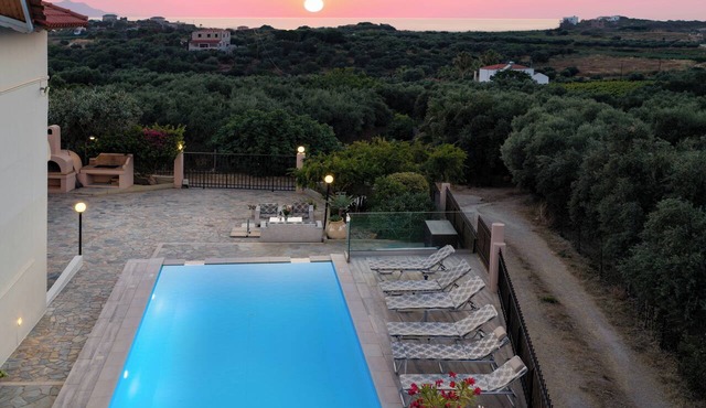Villa Elihrisos-Quiet & Spacious Villa | Large Private Heated Pool & Hot Tub