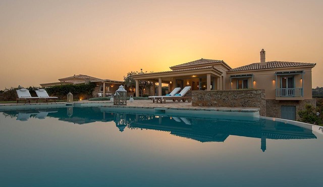 Villa in Peloponnese by Sandy Beach & Pool