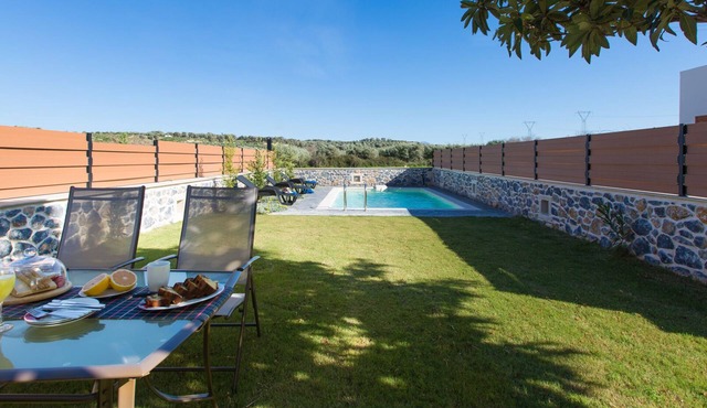 Villa Maria, Close to Sandy Beach & Amenities