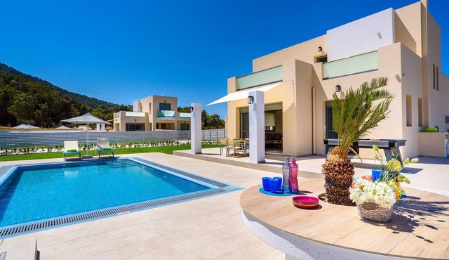 Villa Paleos Evergreen by Villa Plus