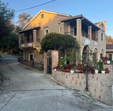 VILLA PARADISE