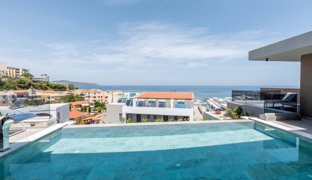 Villa Thalassa Crest | Kalamaki - Chania | 4 Ensuite Bedrooms | Private Pool &.