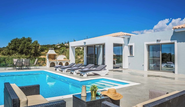 Villa Theofilos - Two Bedroom Villa, Sleeps 4