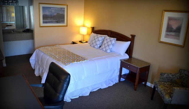 Wayne Inn in Honesdale