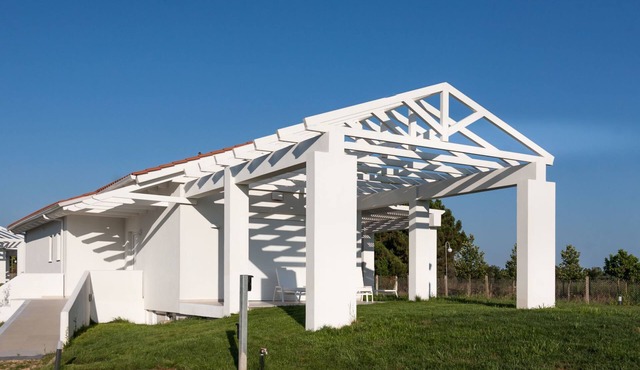 White Villas BV by Interhome