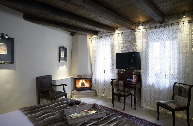 LUXURY STONE VILLA IN THE CENTRE OF PELOPONNESE -WHOLE PROPERTY-FAMILY FRIENDLY