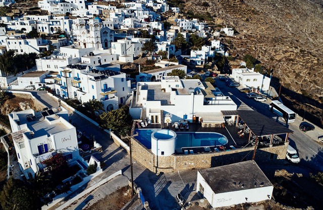 Vigla Hotel