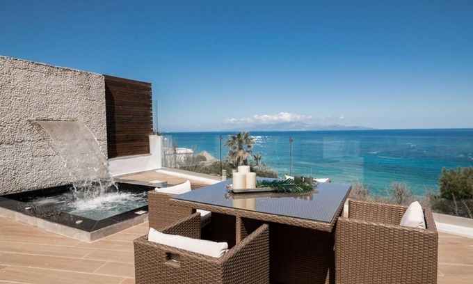 Neromilos Villa | 125 m² Villa ∙ 3 bedrooms ∙ 6 guests
