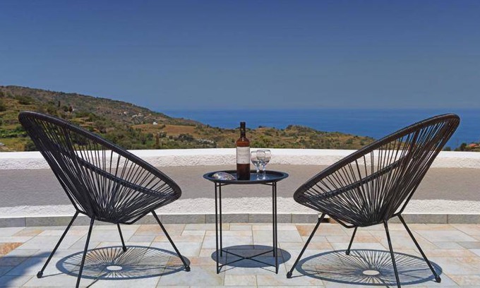 Evdilos House | 140 m² House ∙ 4 bedrooms ∙ 8 guests
