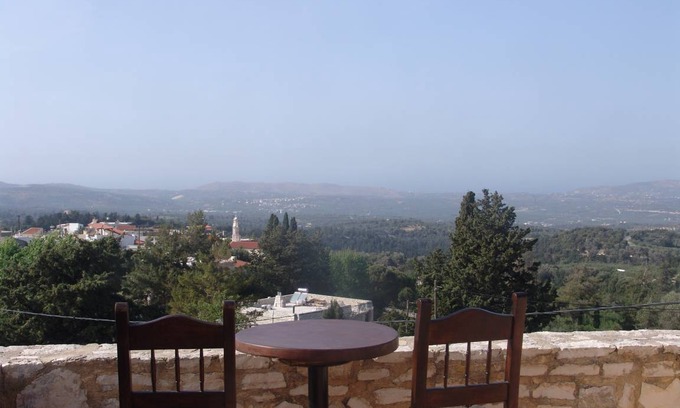 Margarites House | 220 m² House ∙ 4 bedrooms ∙ 10 guests