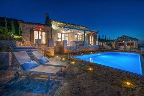 Zakynthos Villa | 250 m² Villa ∙ 4 bedrooms ∙ 8 guests