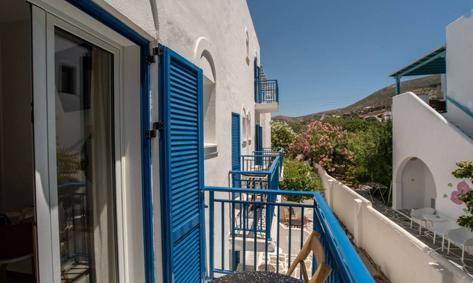 Paros Apartment | 53 m² Apartment ∙ 2 bedrooms ∙ 5 guests
