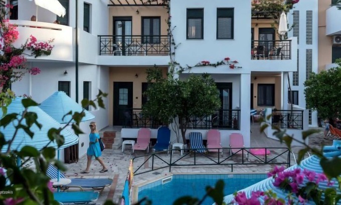 Mirtos Apartment | Apartment Kastro Superior Apartment in Ierapetra - 5 persons, 2 bedrooms