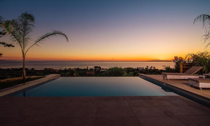 Akrotiri Apartment | Casaelia