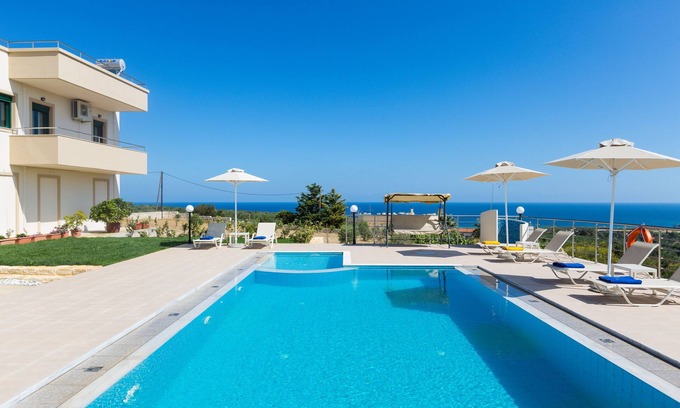 Adelianos Kampos Villa | Diamantis Villa, Serene Oasis with SeaViews