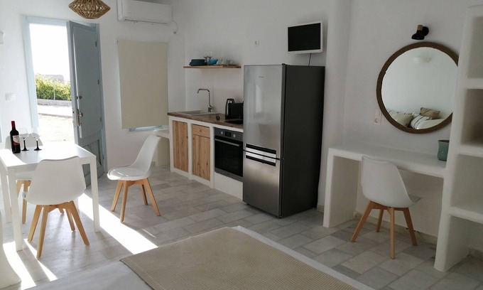 Maragas House | Two floor cycladic house