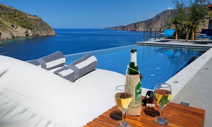 Frourion Villa | Villa ∙ 1 bedroom ∙ 2 guests