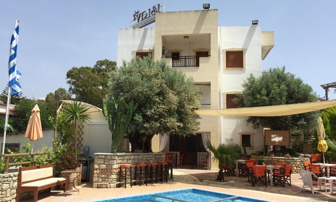 Pitsidia Apartment | Vrisi Apartments & Villa