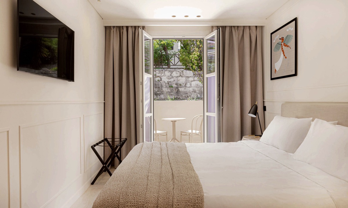 Pythagorio Hotel | Doryssa Theorem Hotel