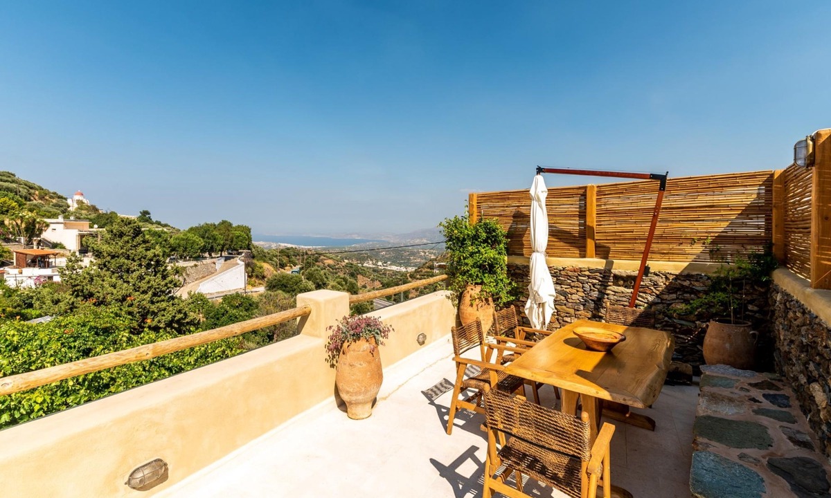 Chamezi Apartment | Two Traditional Cretan Houses Near Richtis Gorge