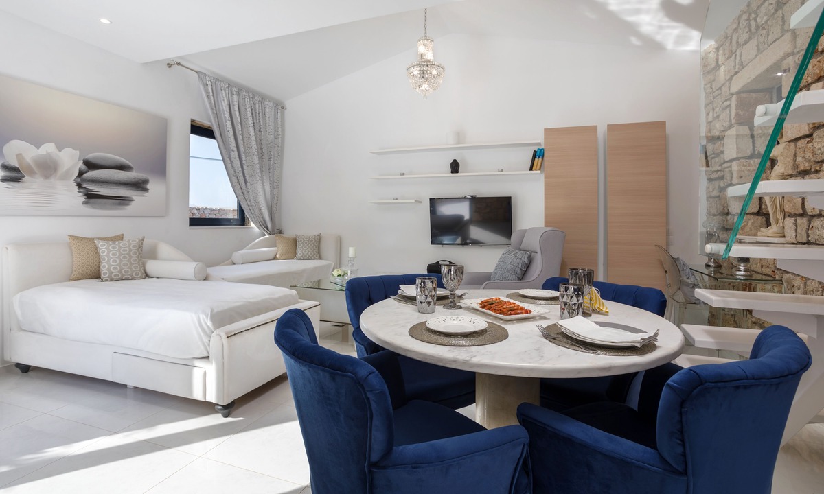Varvara Villa | Dion Villa - Pool & Jacuzzi - Sleeps 4 - Zakynthos