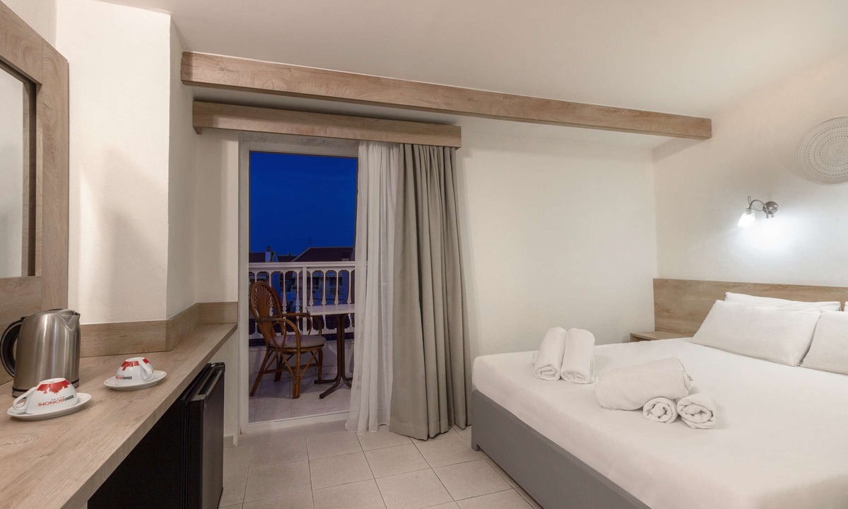 Polichrono Hotel | Hotel Odysseas