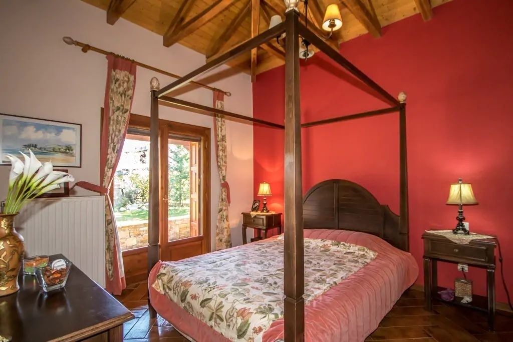 Koropi House | Villa Helios