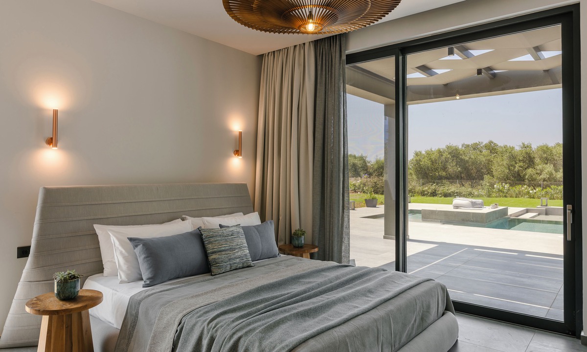 Argostoli Town Hotel | Helios Luxury Villas