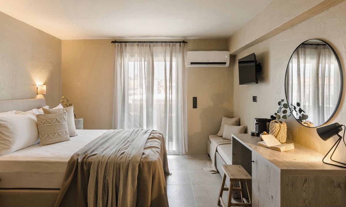 Lixouri Hotel | Nomāde Agora - Luxury Suites in Lixouri