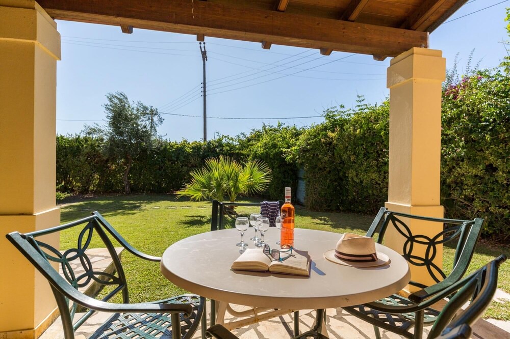 Almiros Beach Villa | Villa Angelos in Corfu