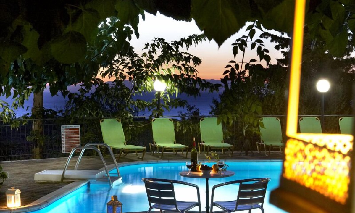 Antipata Apartment | Dafnoudi