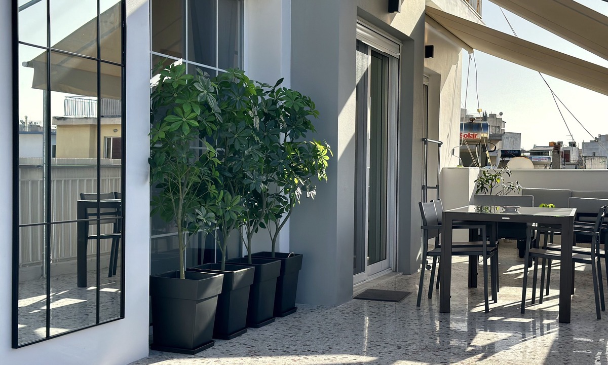 Petralona Apartment | Cloud 9 - smart apartment private jacuzzi