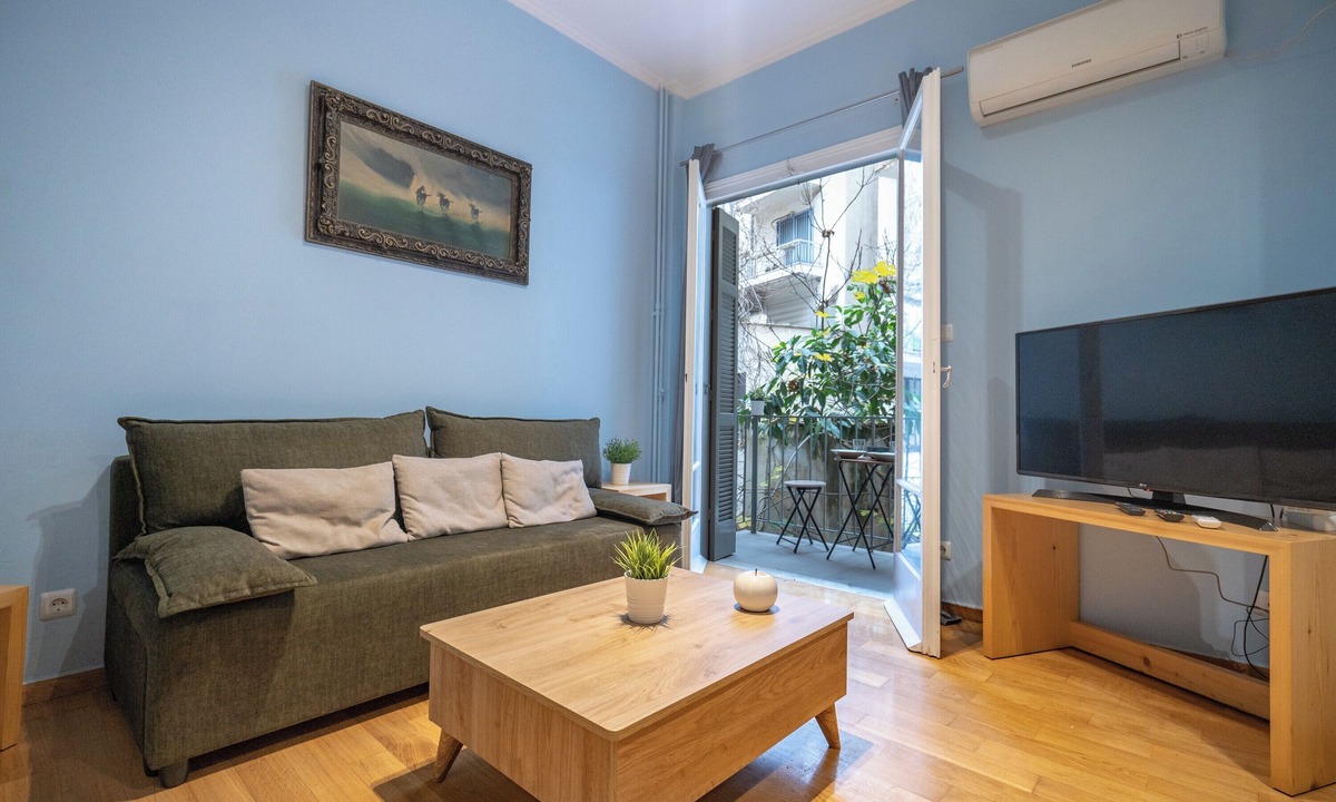 Neapoli Apartment | Central Athens Apt Patio View by MPS