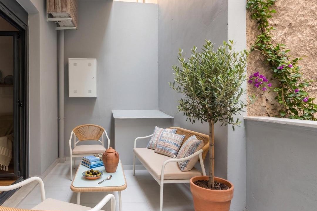 Pangrati Apartment | Pangrati Avenue House Group & Family Residence