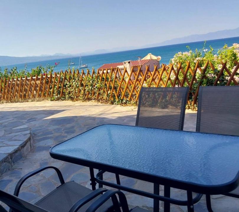 Koroni Apartment | ANGIRA - Koroni Apartments