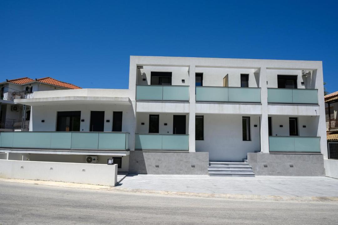 Limni Keri Apartment | Herodotos Suites