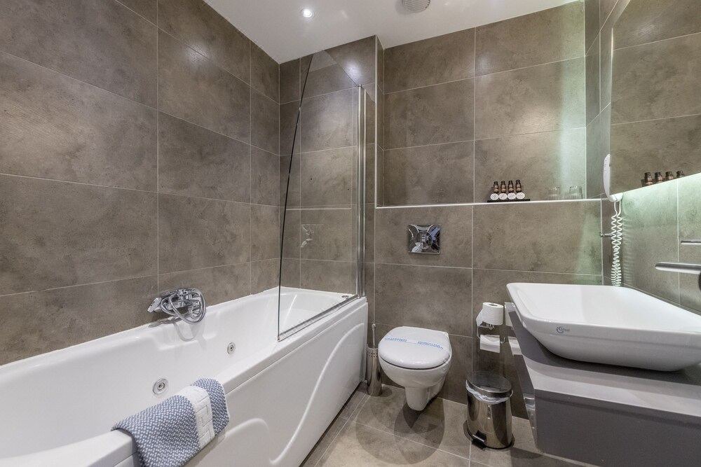 Photo of Bathroom in Delfoi