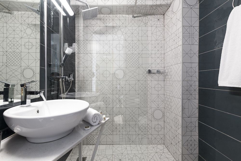 Photo of Bathroom in Thissio