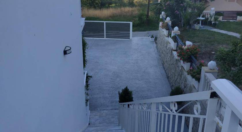 Photo of Others in Argassi