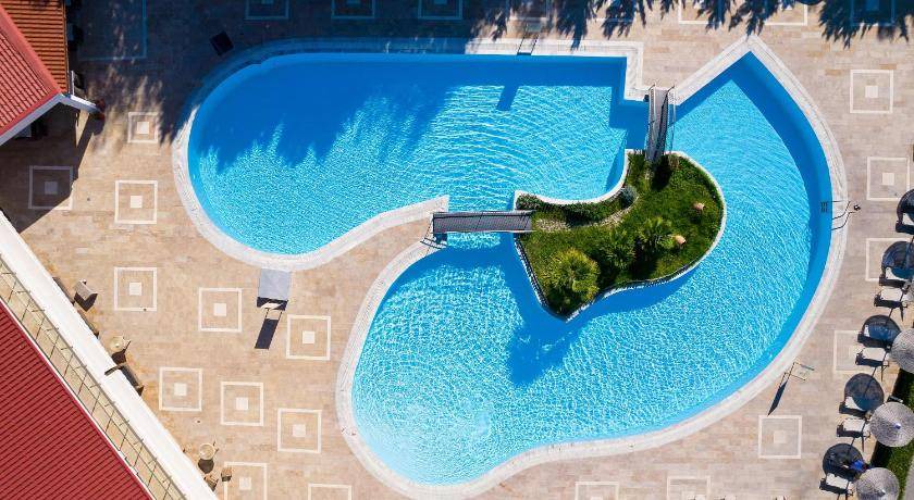 Photo of Others in Aristotelis