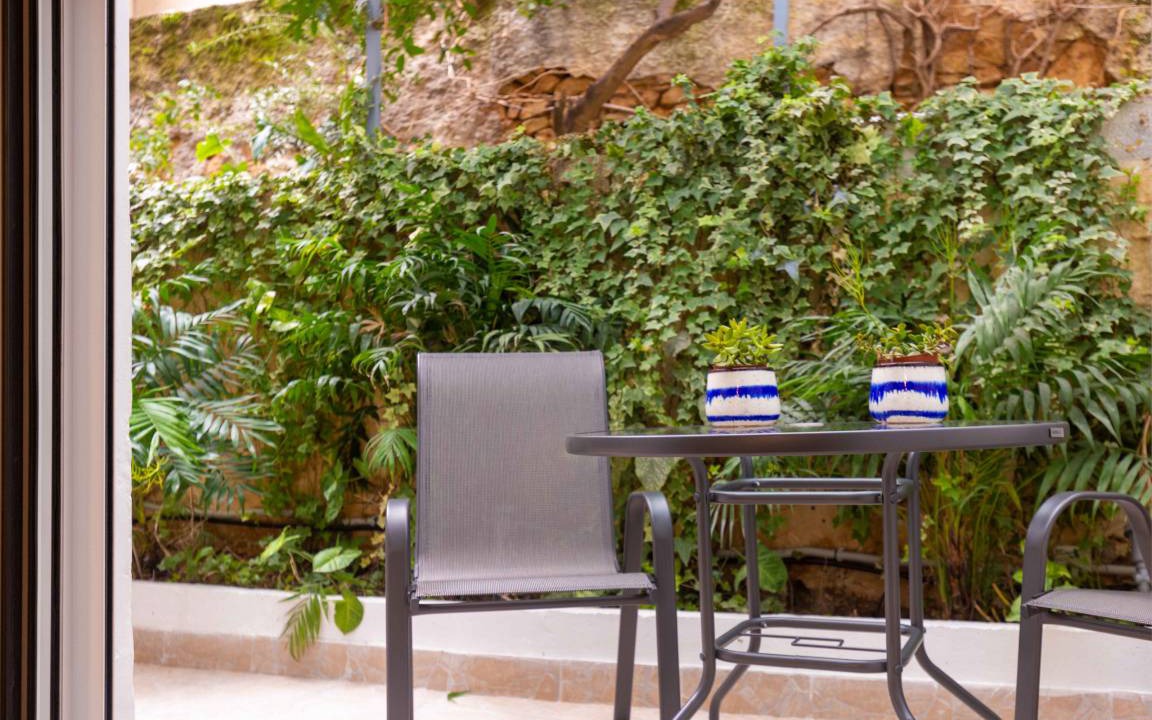 Photo of Patio Balcony in Ilisia