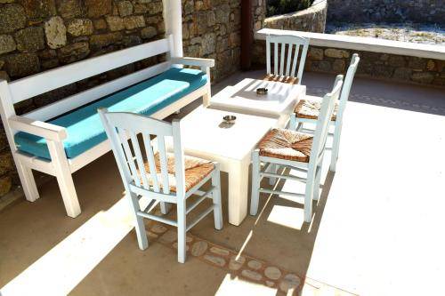 Photo of Others in Glastros