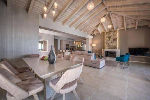 Photo of Livingroom in Limni Keri