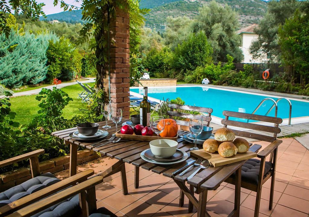 Photo of Patio Balcony in Mikros Gialos