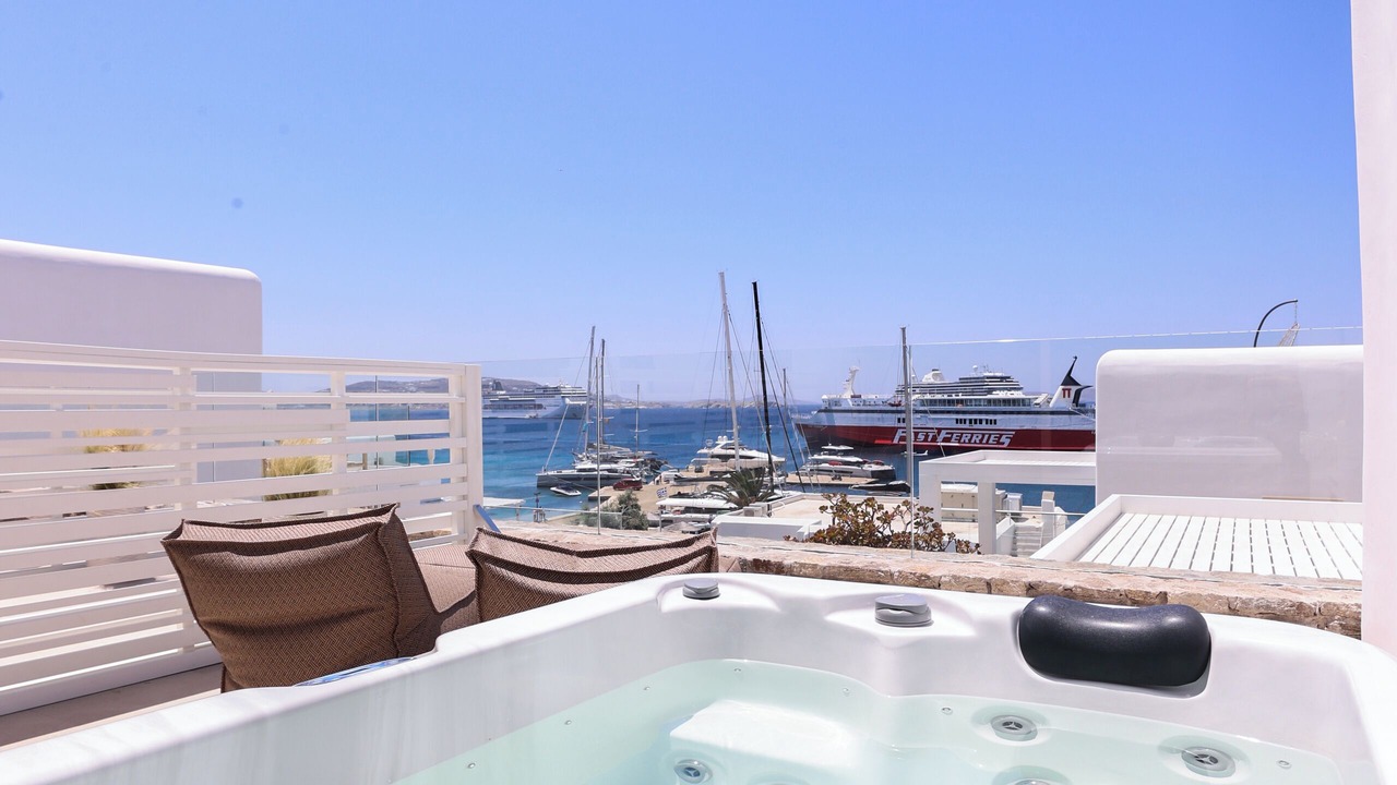 Photo of Patio Balcony in Tourlos