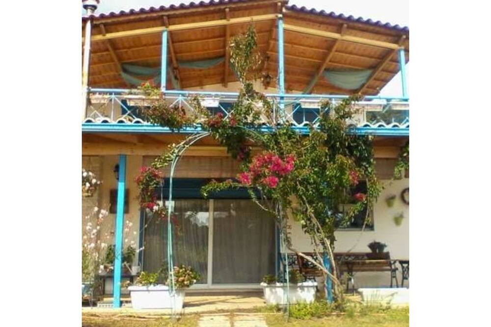 Photo of Outdoor in Lepreo